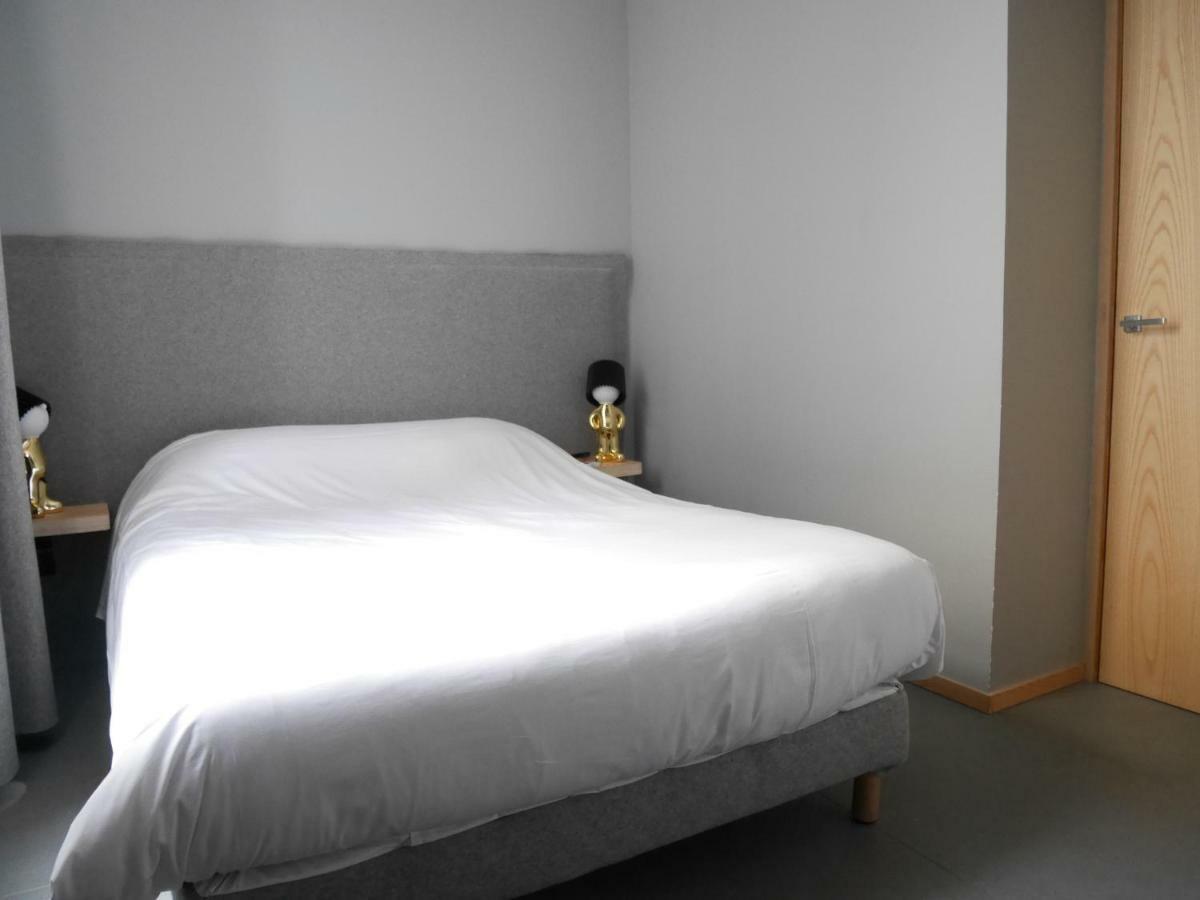 Au Qui Dort - Thiers Apartment